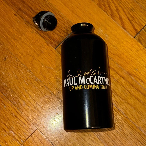 PAUL MCCARTNEY Up and Coming Tour Metal Water Bottle (Black) The Beatles - Picture 2 of 9